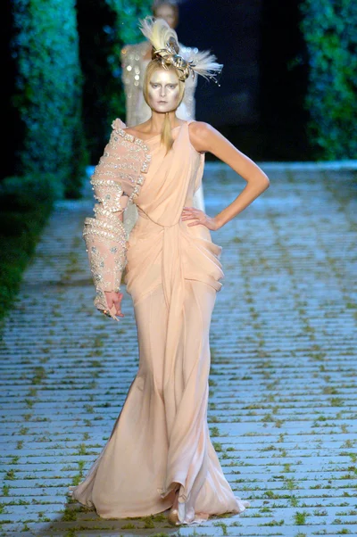 Look 30